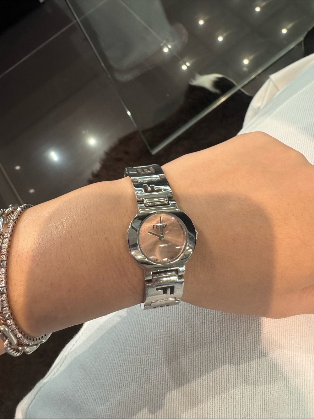 NEW Vintage Fendi Orologi 3050L Ladies Stainless Steel Watch w/ Salmon Pink Dial